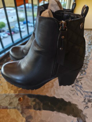 Botines Negros Mujer