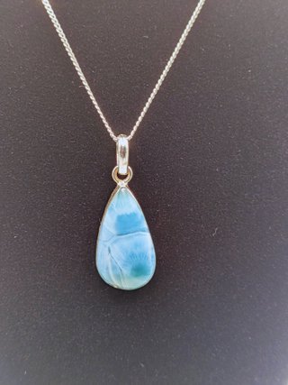 Colgante de larimar en plata de ley 925