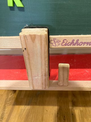 Escritorio infantil madera + pizarra