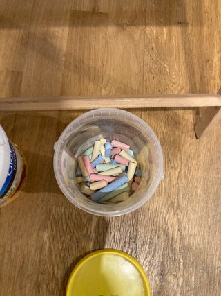 Escritorio infantil madera + pizarra