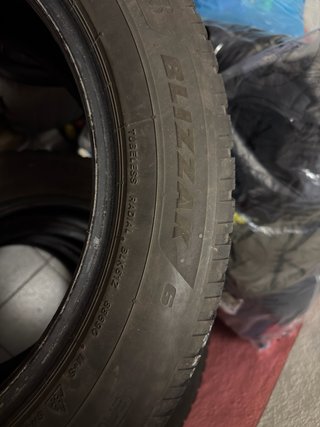 Neumáticos Bridgestone Blizzak medida 235/55/18