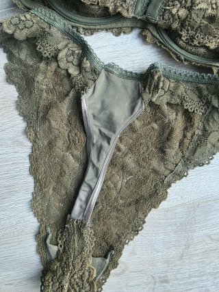 Conjunto lencería verde encaje