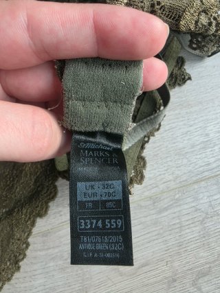 Conjunto lencería verde encaje
