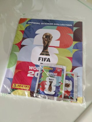 Álbum Mundial 2026 y 2 sobres