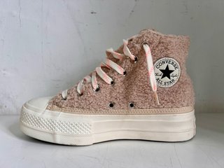 Converse Chuck Taylor