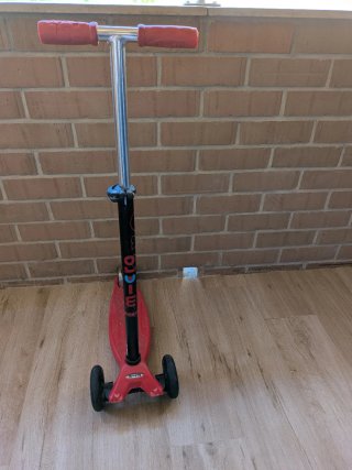 2 Patinetes infantiles Micro (azul y rojo)