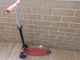 2 Patinetes infantiles Micro (azul y rojo)