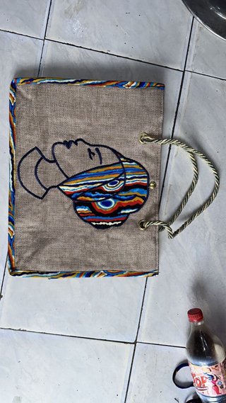 Abanico de tela con diseño XO