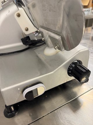 Cortadora de fiambres 22 MOD. SXE-220 ROMAGSA