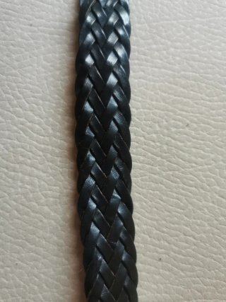 Cinturón de cuero trenzado para hombre