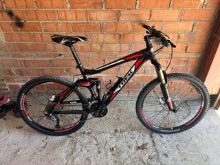 Bicicleta Trek Fuel EX7