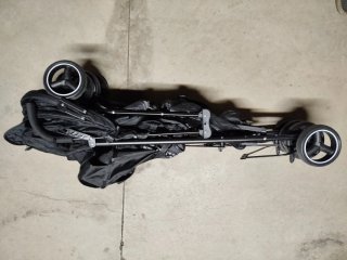 Carro de bebé plegable tipo paraguas