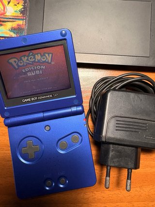 Game Boy Advance SP + Pokémon Ruby