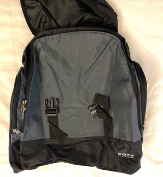 Mochila negra grande “Feel the Energy” – NUEVA