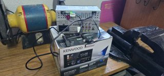 Kenwood DMX7018BTS Monitor con Receptor