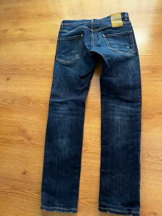 Vaqueros Dsquared2
