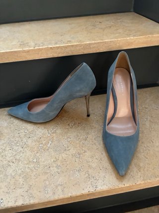 Zapatos de tacón Zara azul grisáceo talla 41