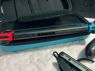 nintendo switch azul y rojo