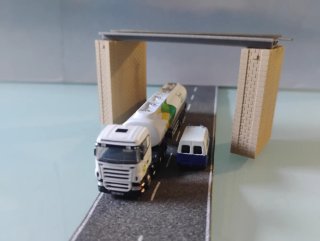 Escala N Puente  9cm largo con Vía y Pilares