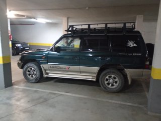 Mitsubishi Montero 1999
