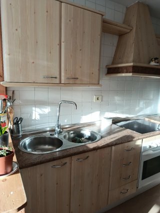 Cocina de madera y metal
