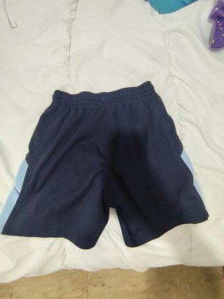 Uniforme deportivo azul marino