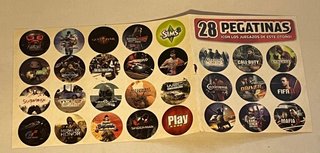 Gran lote de Pegatinas de videojuegos y 4 chapas.
