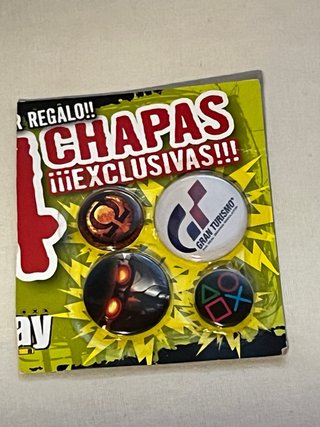 Gran lote de Pegatinas de videojuegos y 4 chapas.