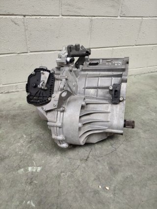 Caja de cambios aut. VW Jetta MK6 1.4 tsi híbrido
