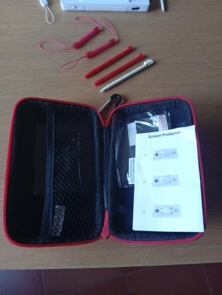 Nintendo DS Blanca con Accesorios