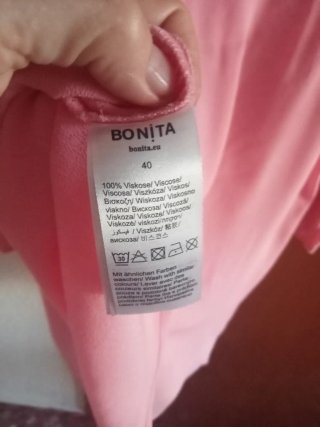 Blusa Bonita rosa con cordones
