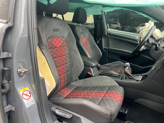 Volkswagen Golf TCR 290 CV