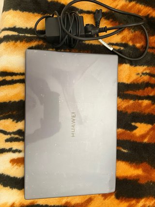 Portatile Huawei con Ryzen 7 e SSD 477 GB