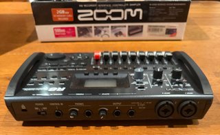 Roland Zoom R8 grabadora digital 8 pistas
