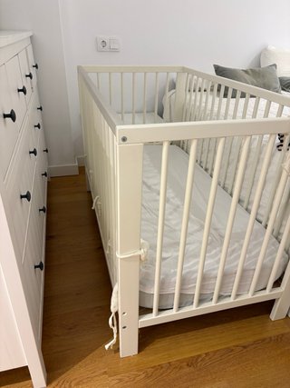 Cuna de bebé blanca IKEA
