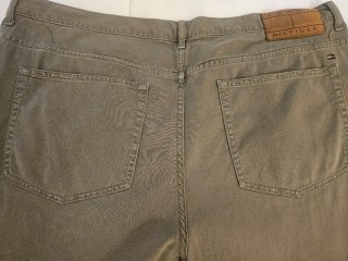 Pantalón Tommy Hilfiger  verde
