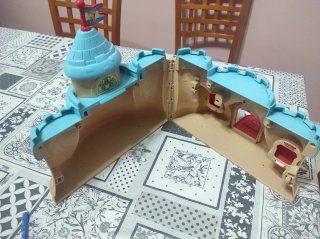 Castillo Fisher Price