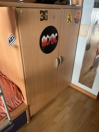 Habitación completa: Cama, escritorio, armario etc