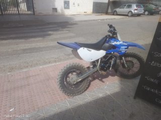 Yamaha Motocross Azul y Blanca