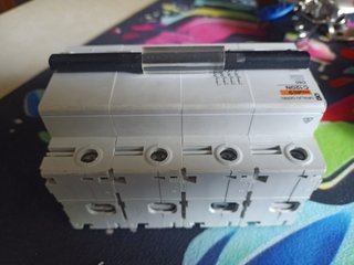 Merlin Gerin C120N Interruptor Automático