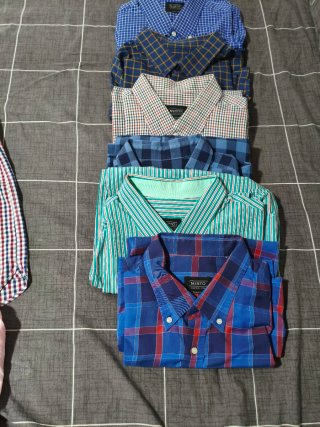 80 euros las 8 prendas  ,camisas de hombre