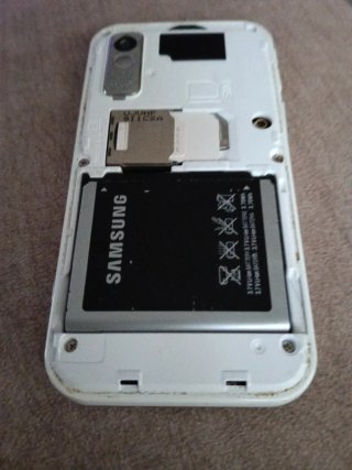 Tel éfono Samsung Plata/Blanco 3,2 megapils.