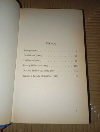 Libro: Álbum de Familia