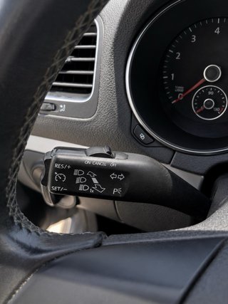 Volkswagen Golf TEAM 2012