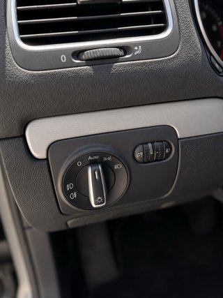 Volkswagen Golf TEAM 2012