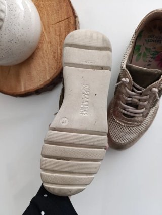 Zapatillas Hispanitas Verano Oro y Verde Oliva