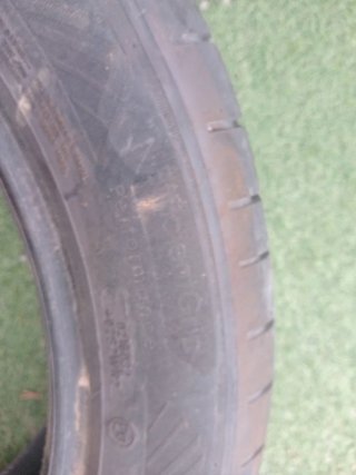 Neumático Goodyear 215/50R17 91V