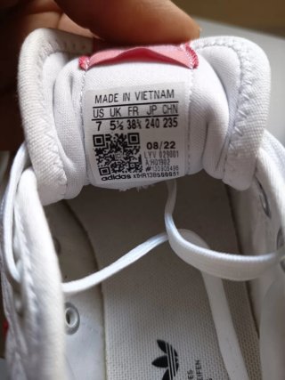 Zapatillas Adidas Blancas y Rojas