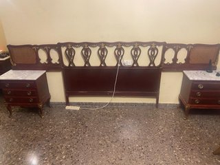 Cabecero y Mesitas de Noche de madera y marmol
