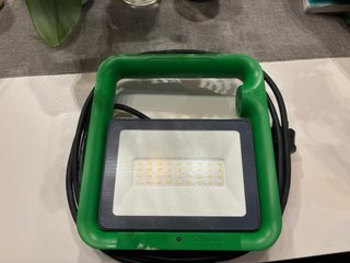 Luz de trabajo LED Schneider Electric
